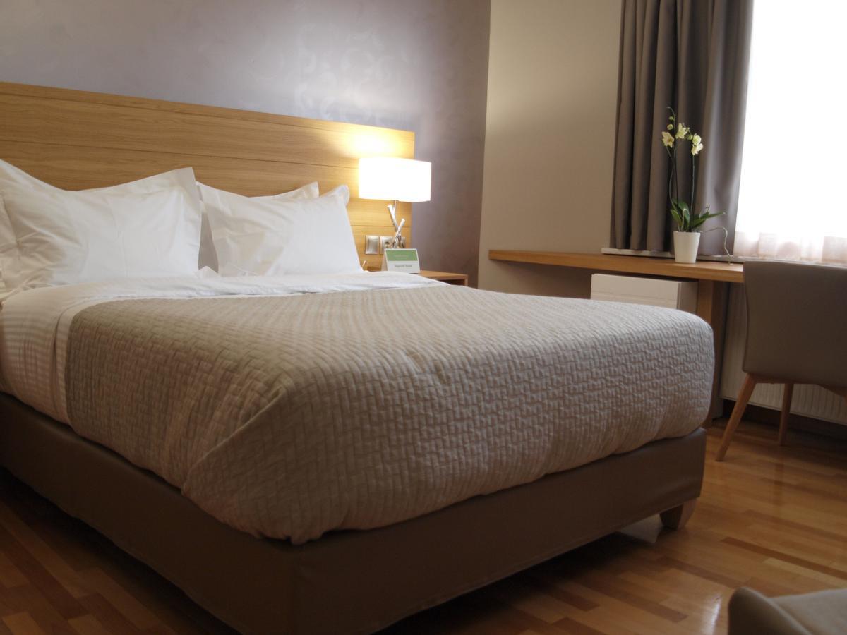 King Lodge Атина Екстериор снимка