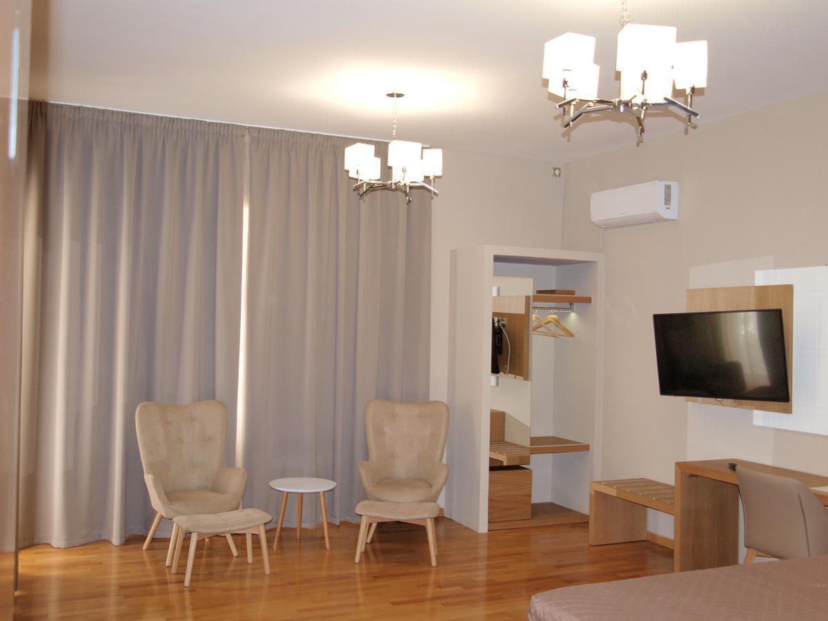 King Lodge Атина Екстериор снимка